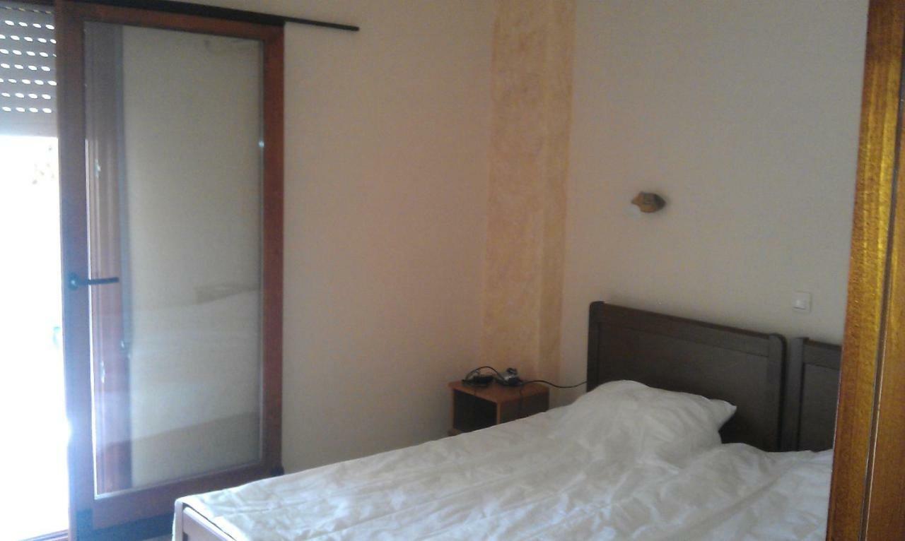 Apartment 60M From Sea! Nea Kallikrateia Exterior foto